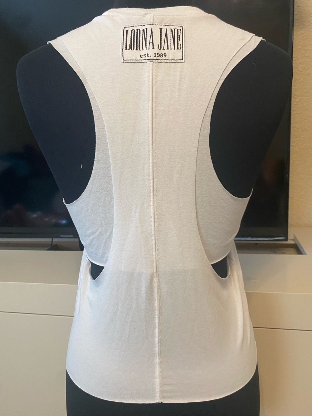 Lorna Jane Raceback White Workout Tank Top Active Wear Women’s XS
